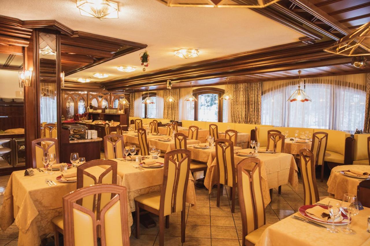 Hotel Rubino Deluxe Campitello di Fassa Esterno foto