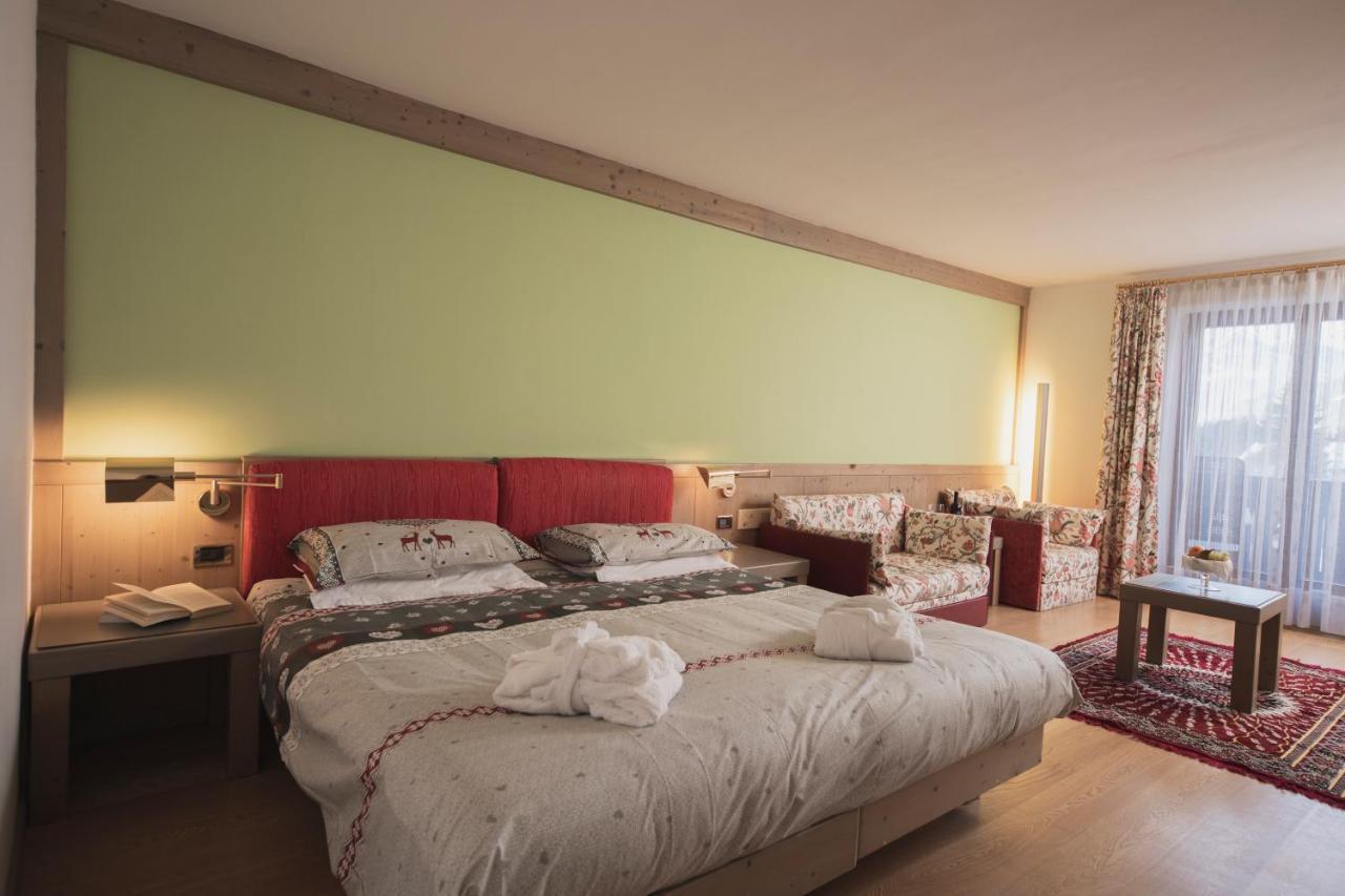 Hotel Rubino Deluxe Campitello di Fassa Esterno foto