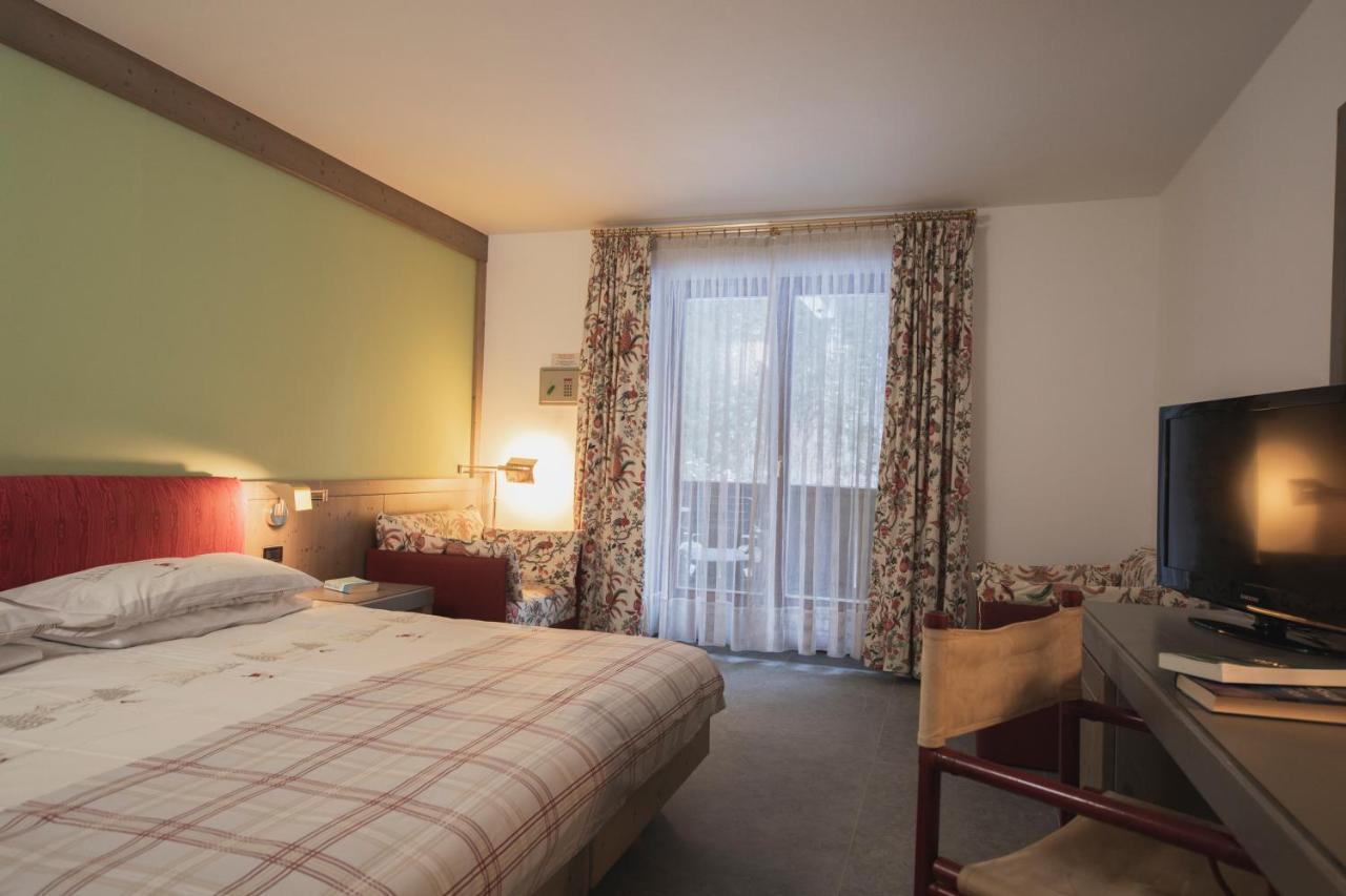 Hotel Rubino Deluxe Campitello di Fassa Esterno foto