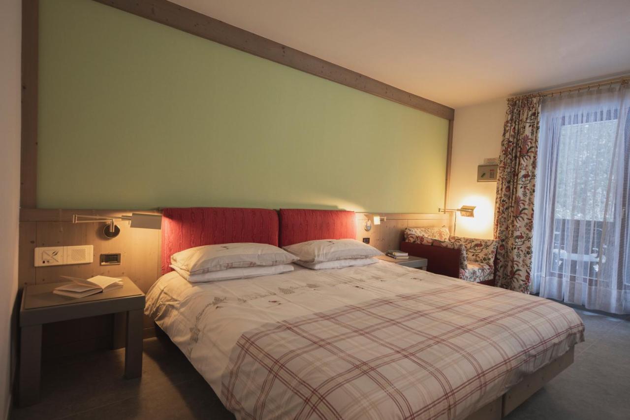 Hotel Rubino Deluxe Campitello di Fassa Esterno foto