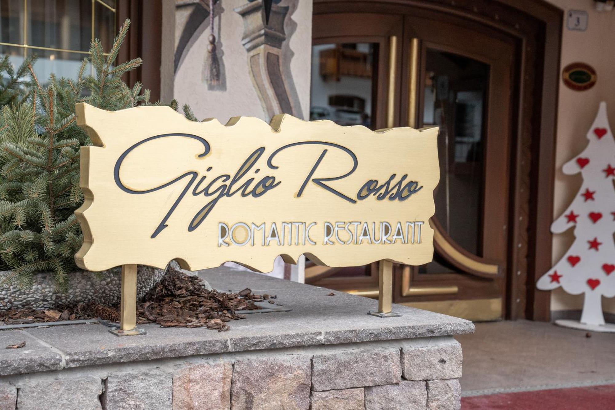 Hotel Rubino Deluxe Campitello di Fassa Esterno foto