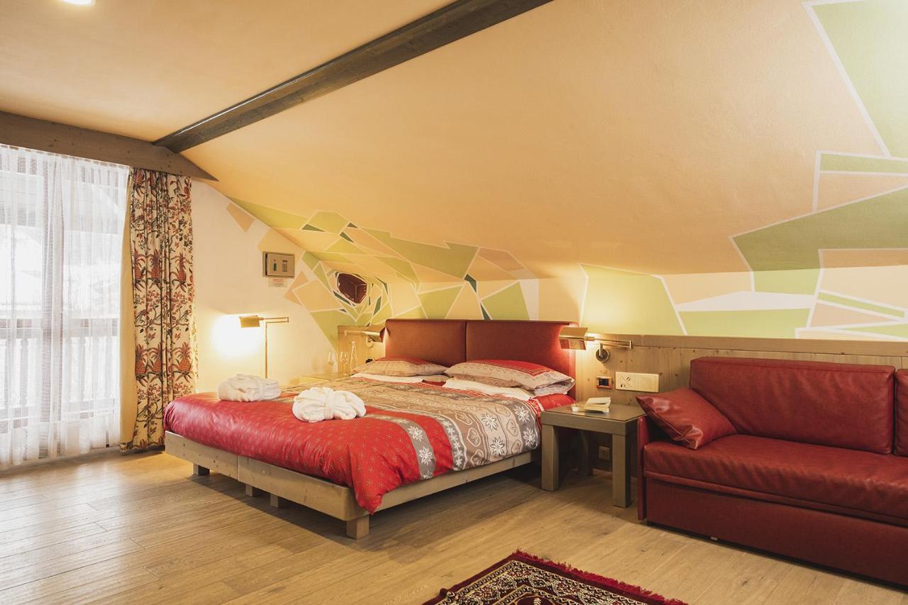 Hotel Rubino Deluxe Campitello di Fassa Esterno foto